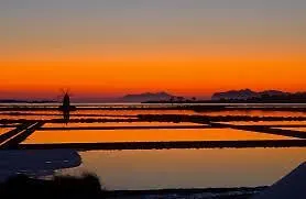 La Casa Di Azzurra Guest House Parrinello Italy