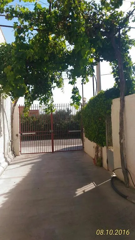 La Casa Di Azzurra Guest House Parrinello Country house